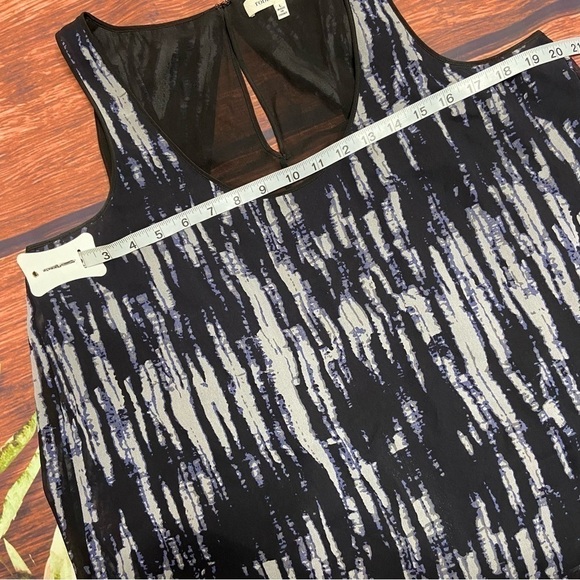 ROBBI & NIKKI BY ROBERT RODRIGUEZ Robbie & Nikki Silk Tie-Dye Top Lg. - Picture 6 of 8